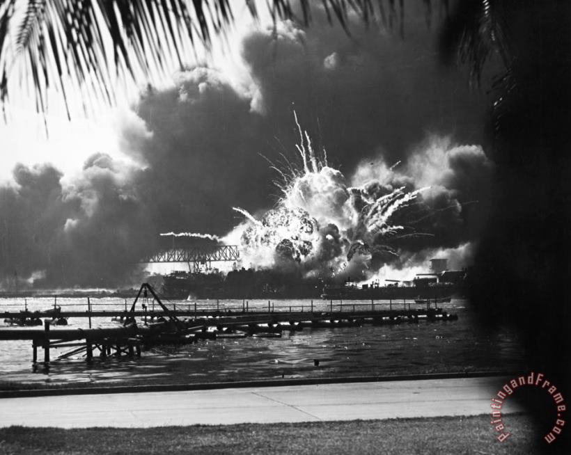 World War II: Pearl Harbor painting - Others World War II: Pearl Harbor Art Print