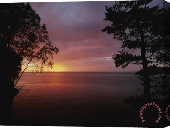 Raymond Gehman A Sunset Over Lake Superior in The Apostle Islands Stretched Canvas Painting / Canvas Art